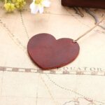 Segnalibro a forma di cuore in pelle